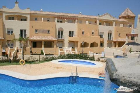 Apartamentos y Casas en Conil de la Frontera y El Palmar - living18.jpg