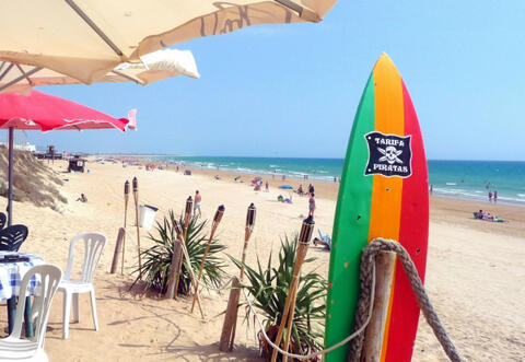 Conil de la Frontera es el sitio perfecto para tus Despedidas de Soltera o Soltero - Playa-El-Roqueo-Conil-de-la-Frontera.jpg